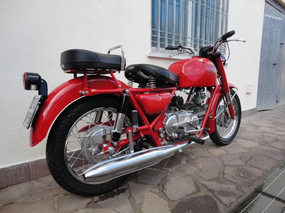 Moto Guzzi FALCONE (4)