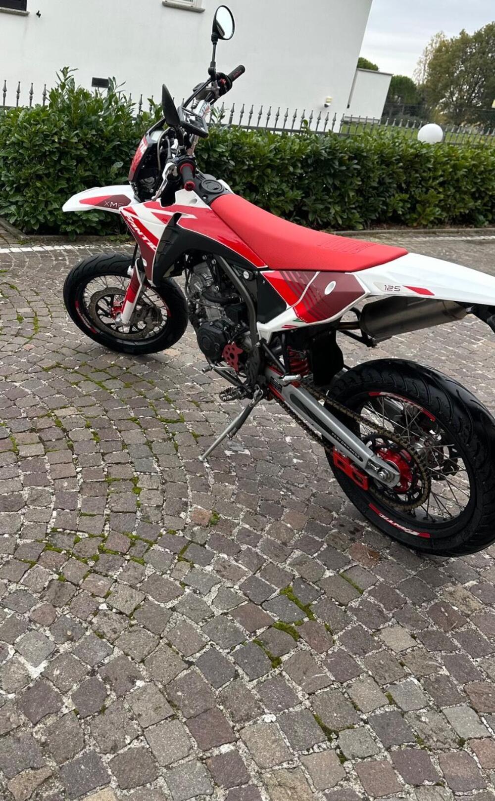 Fantic Motor XMF 125 Motard Performance 4T (2023 - 24) (4)