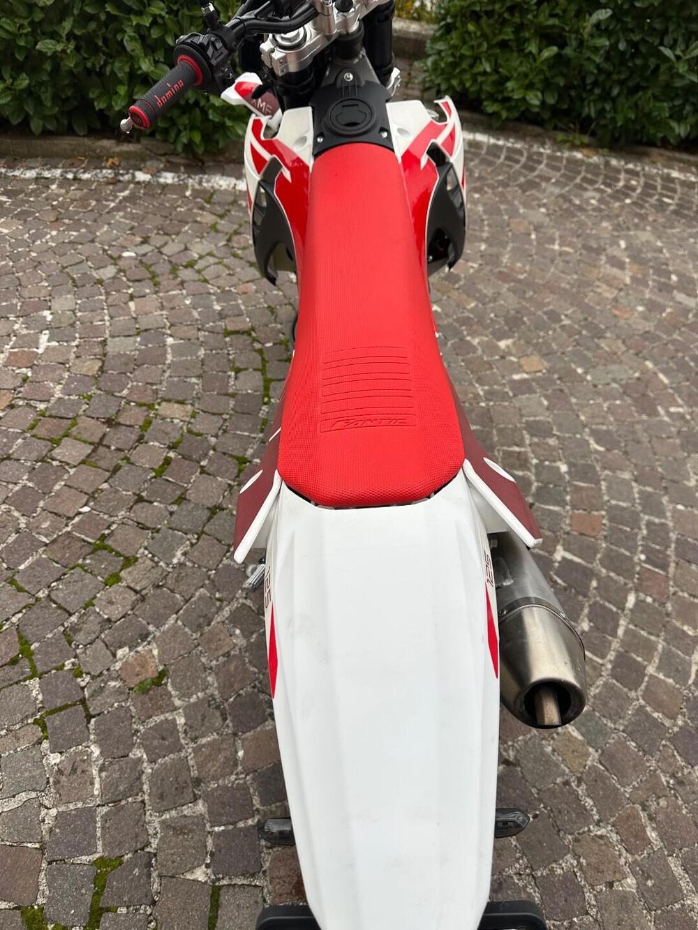 Fantic Motor XMF 125 Motard Performance 4T (2023 - 24) (5)