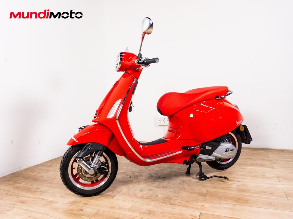 Vespa Primavera 125 RED (2025 - 26) (8)