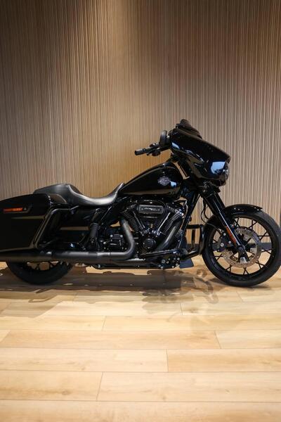 Harley-Davidson Street Glide Special (2021 - 23) usata