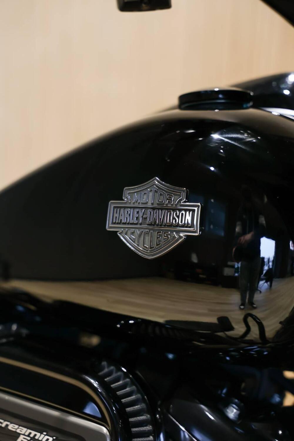 Harley-Davidson Street Glide Special (2021 - 23) (7)