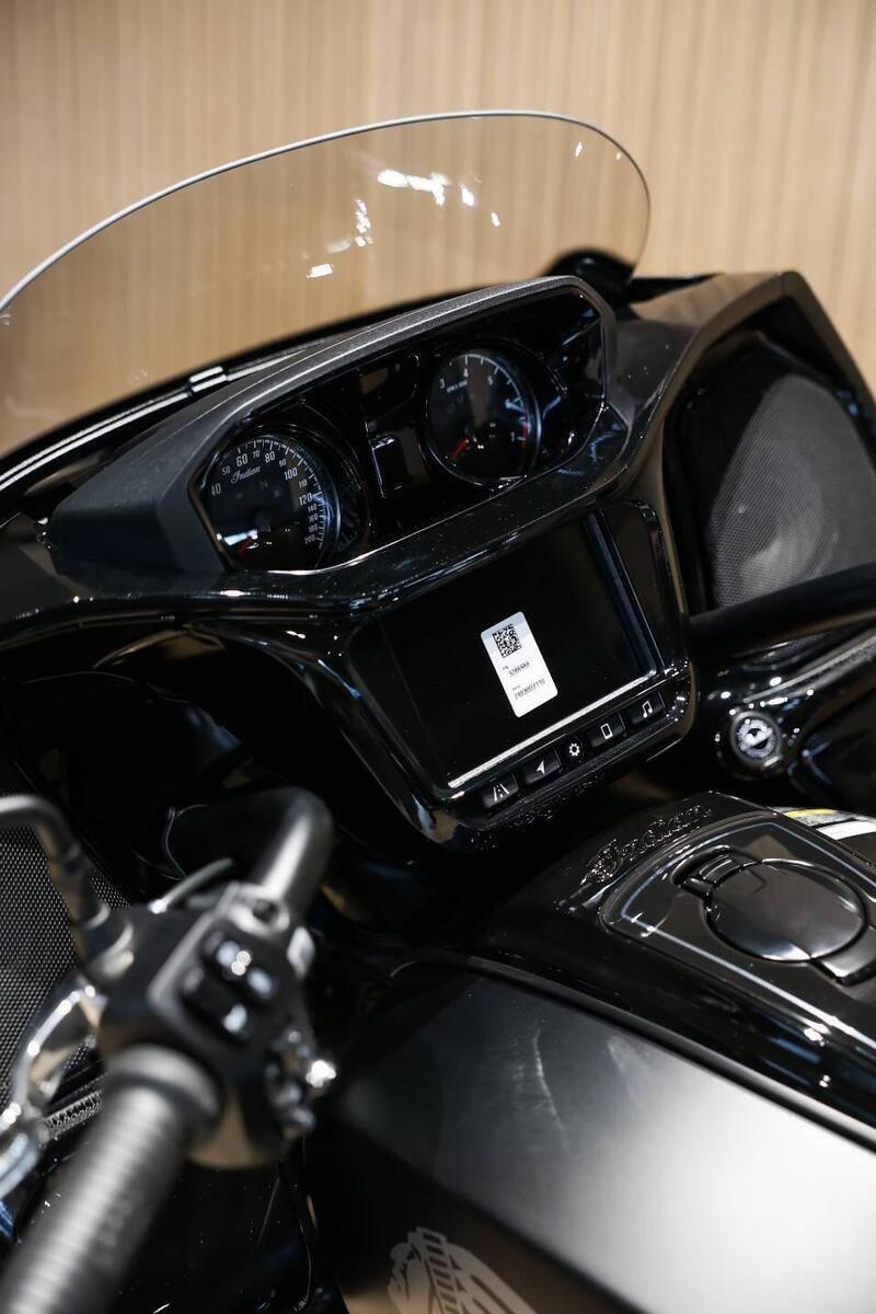 Indian Challenger 1768 Dark Horse (2021 - 25) (9)