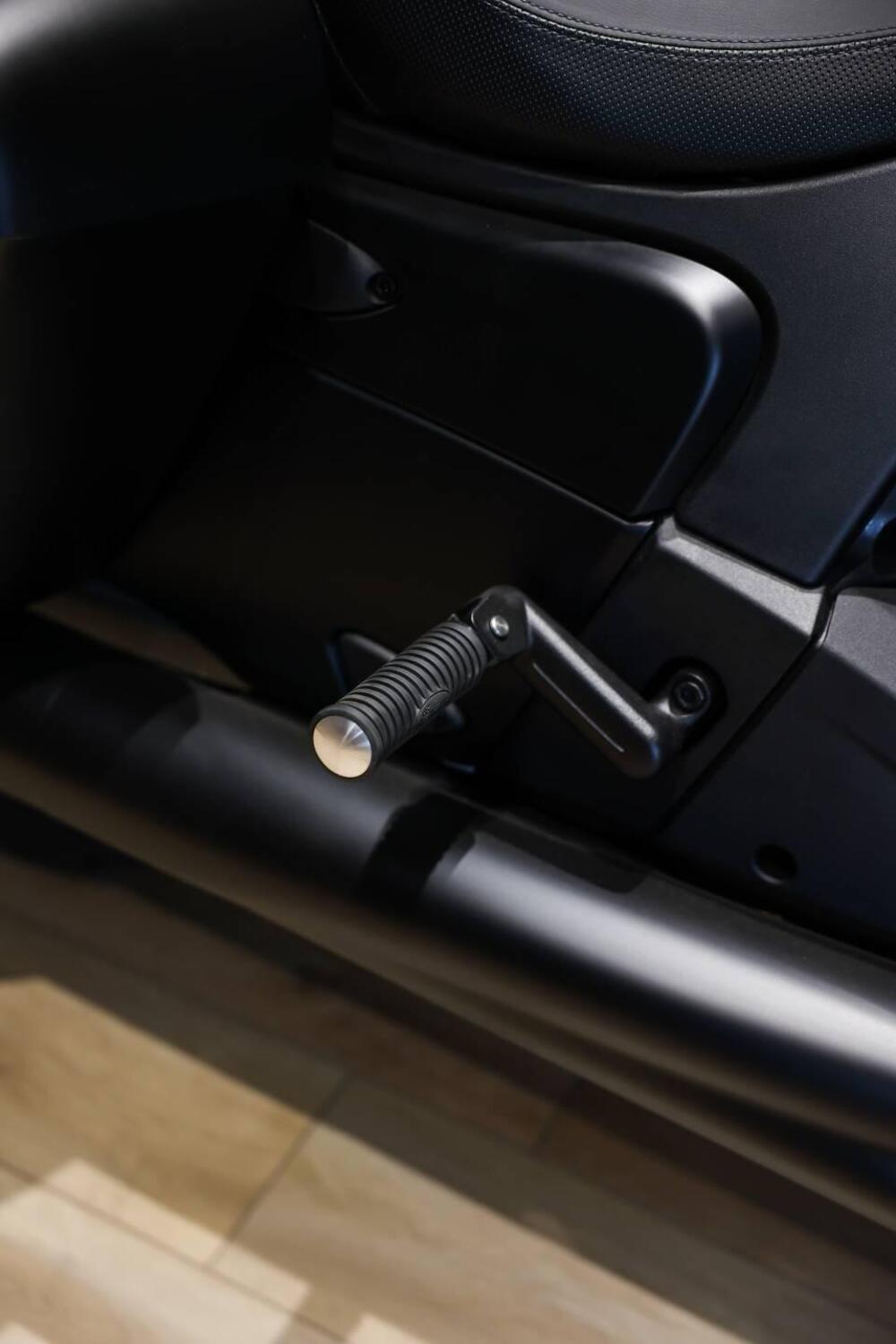 Indian Challenger 1768 Dark Horse (2021 - 25) (12)