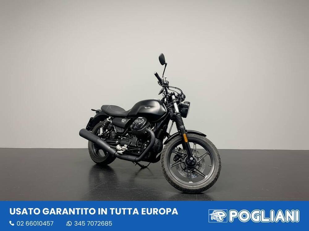 Moto Guzzi V7 III Stone (2017 - 20) (2)