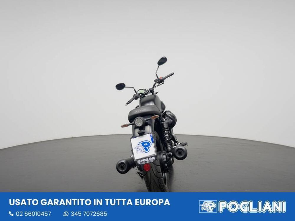 Moto Guzzi V7 III Stone (2017 - 20) (8)