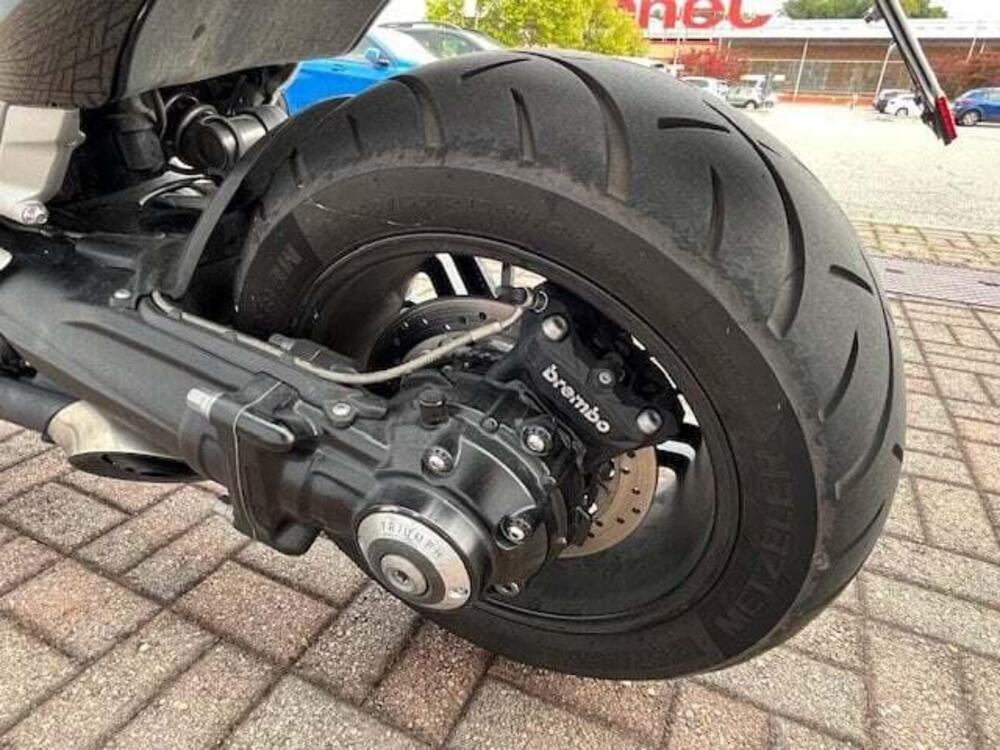 Triumph Rocket 3 R (2021 - 24) (11)