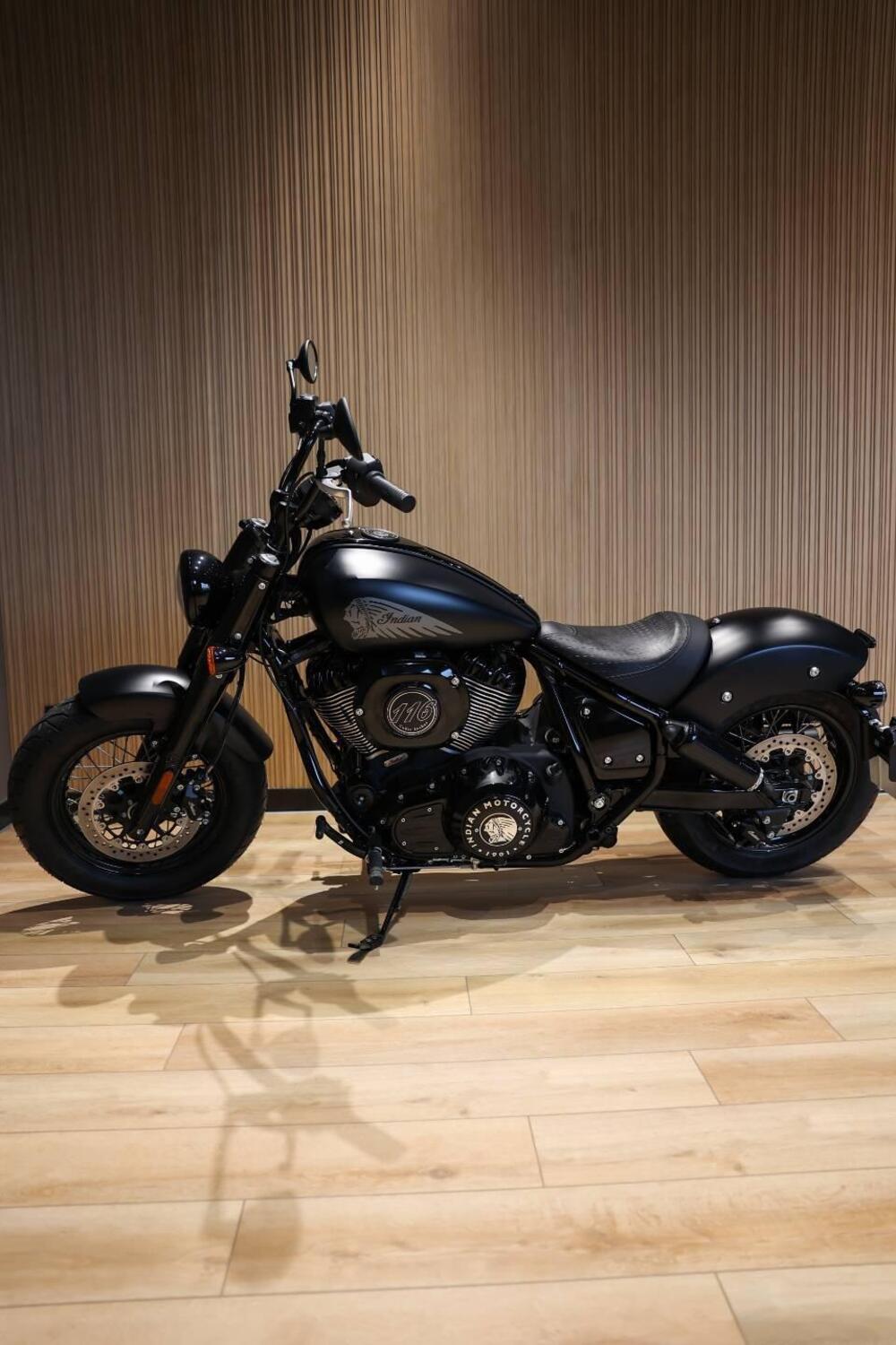 Indian Chief 1890 Bobber Dark Horse (2021 - 26) (2)