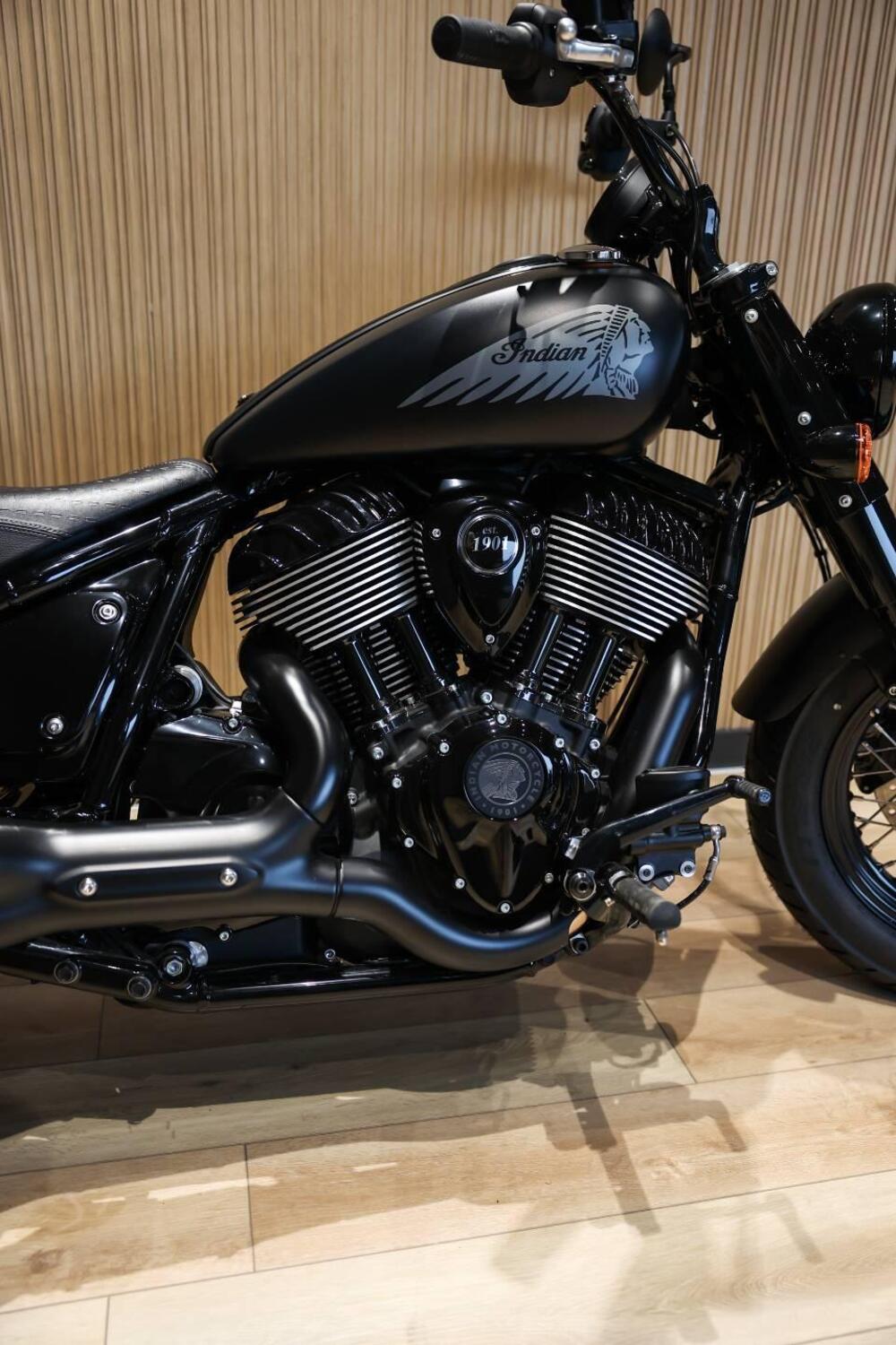 Indian Chief 1890 Bobber Dark Horse (2021 - 26) (4)