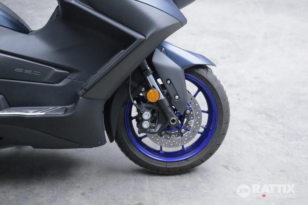 Yamaha T-Max 560 (2022 - 24) (9)