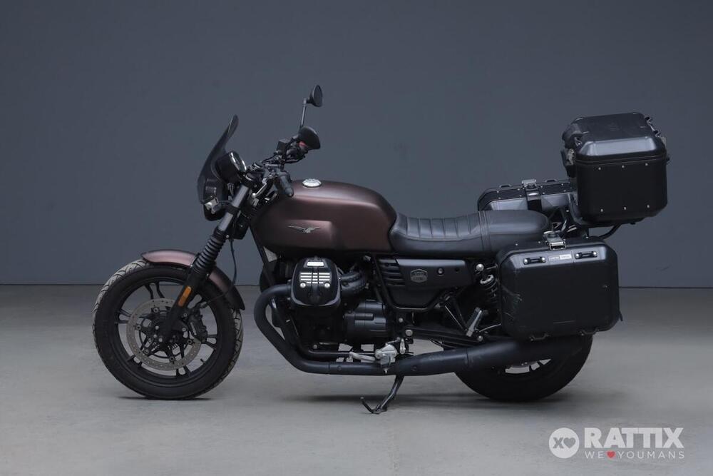 Moto Guzzi V7 III Stone (2017 - 20) (3)
