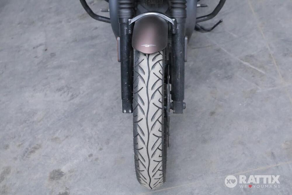 Moto Guzzi V7 III Stone (2017 - 20) (10)