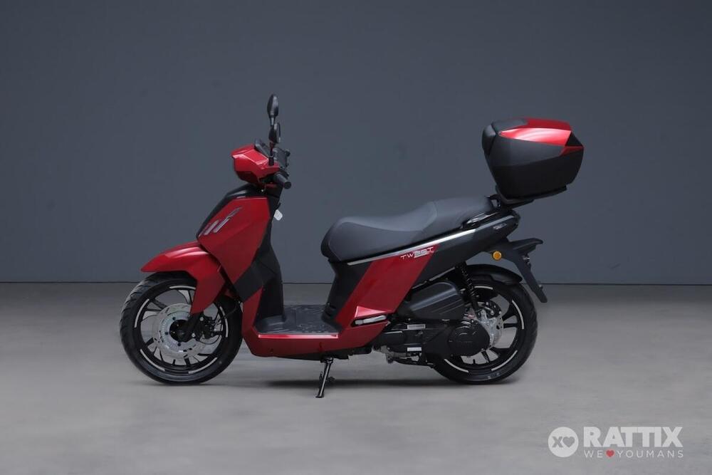 Peugeot Tweet 125 FL GT (2025 - 26) (3)