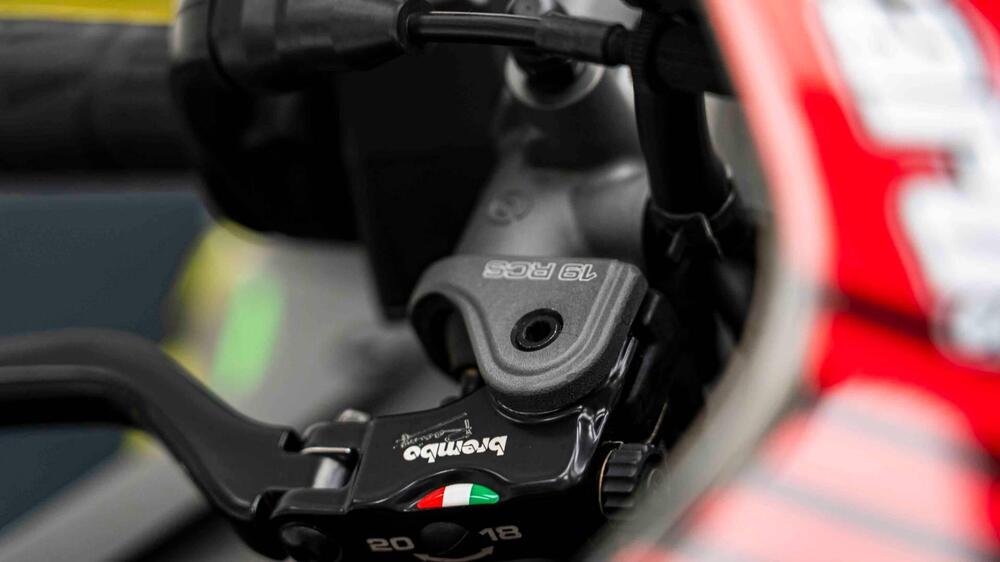 Kawasaki Ninja 1000 ZX-10R (2011 - 15) (19)