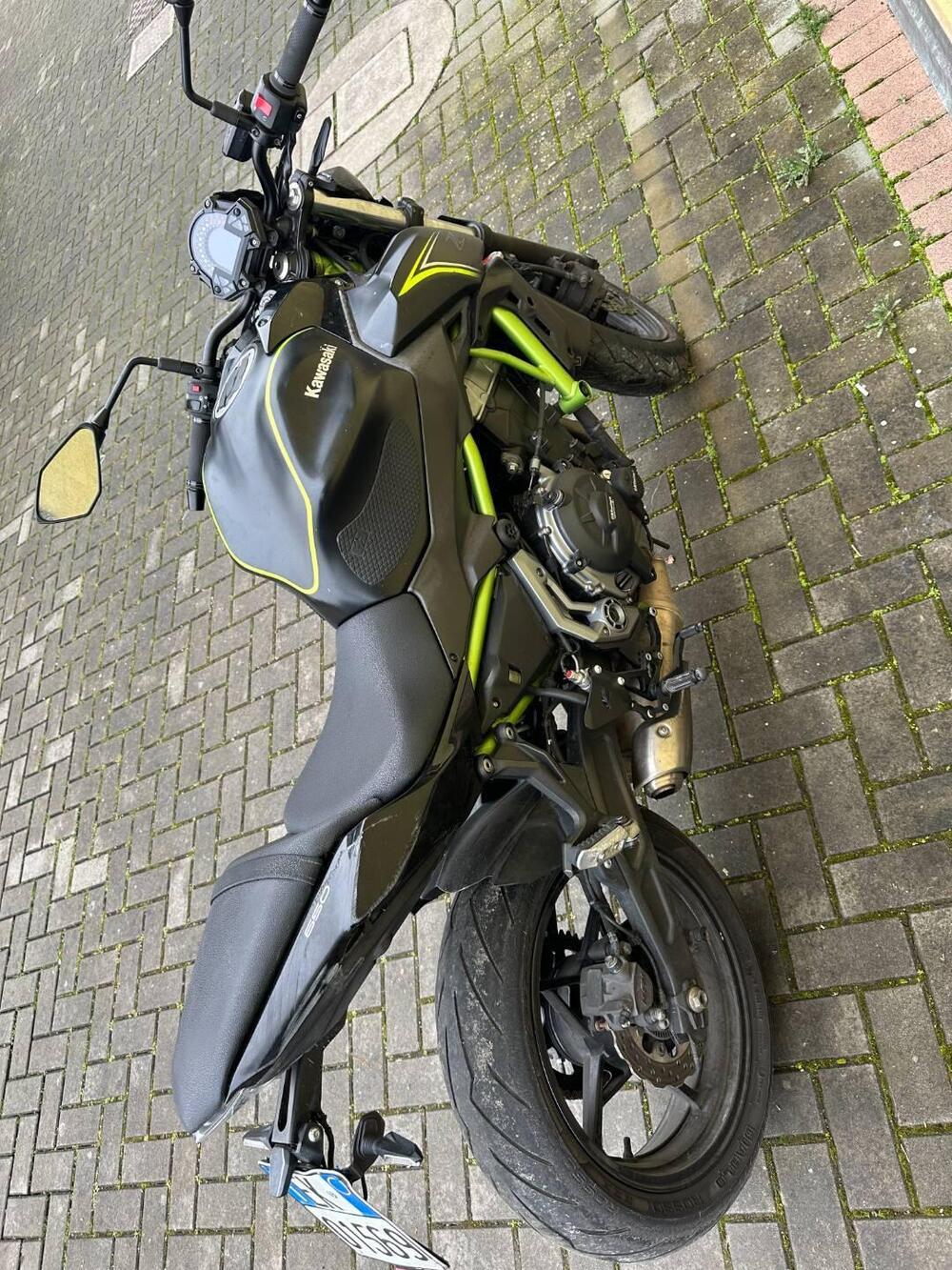 Kawasaki Z 650 (2017 - 19) (3)