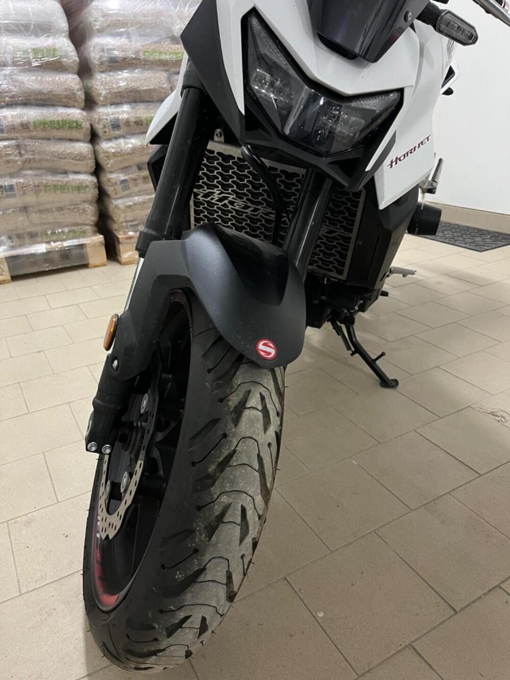 Honda CB 750 Hornet (2025) (3)