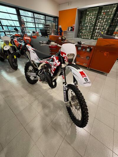 Husqvarna WR 125 (2011) usata