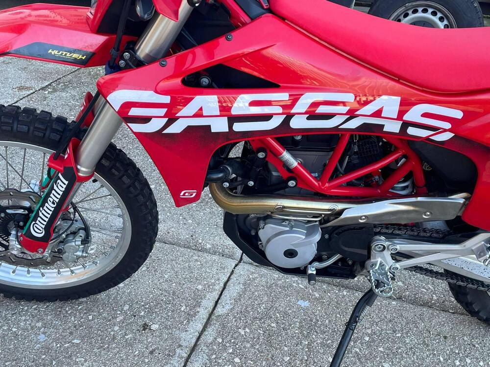 GASGAS ES 700 (2022 - 26) (6)