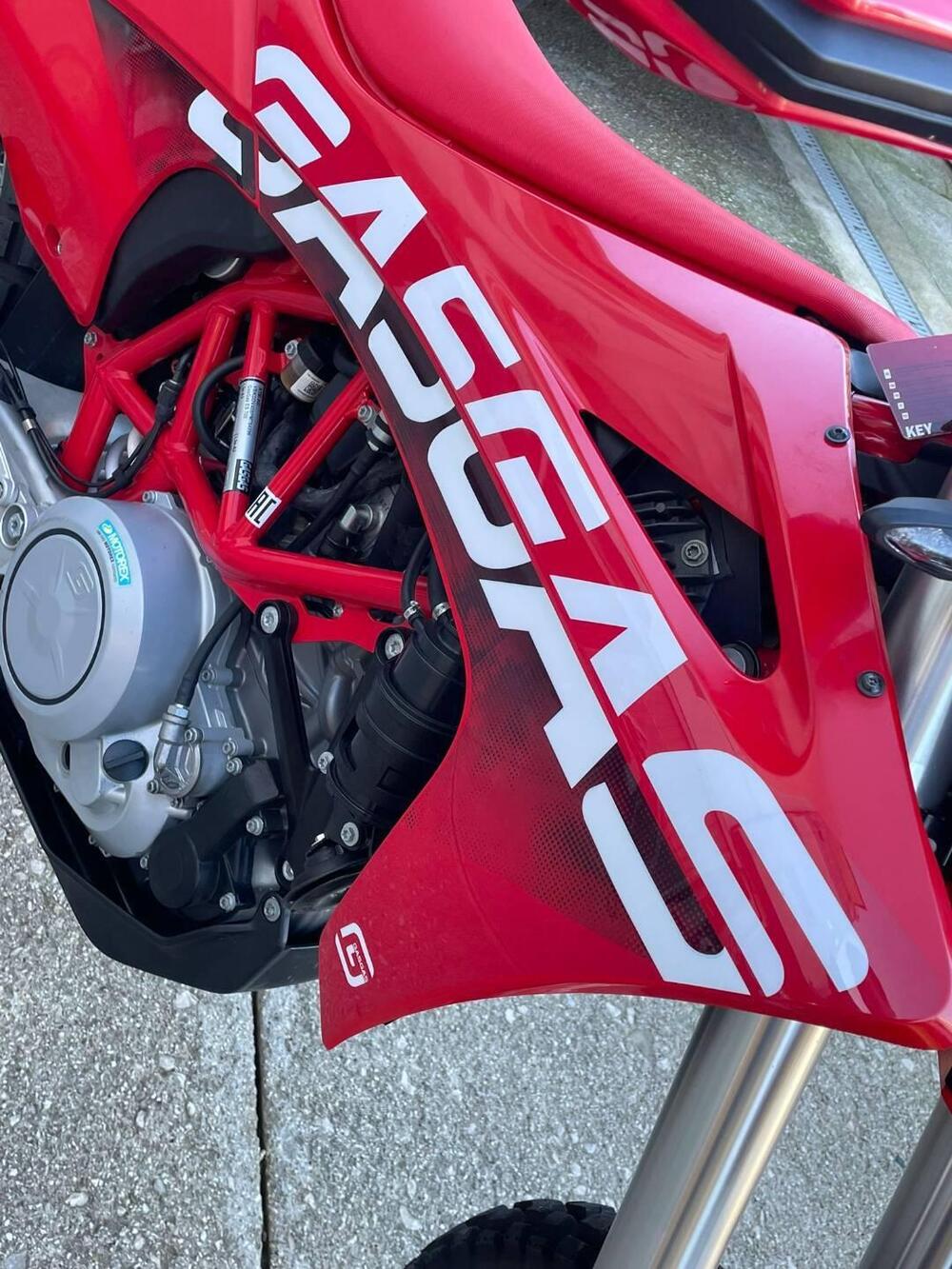 GASGAS ES 700 (2022 - 26) (7)