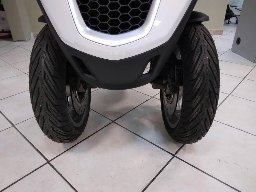 Piaggio Mp3 300 ie Business LT ABS (2014 - 16) (7)