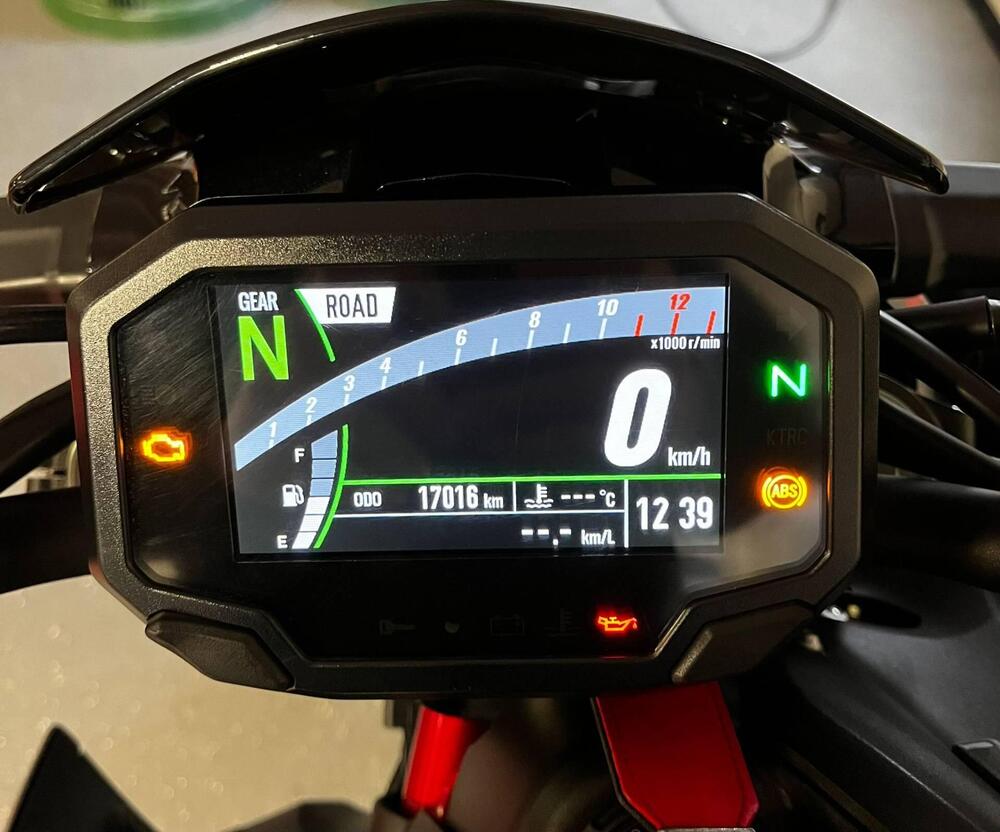 Kawasaki Z 900 (2021 - 24) (3)