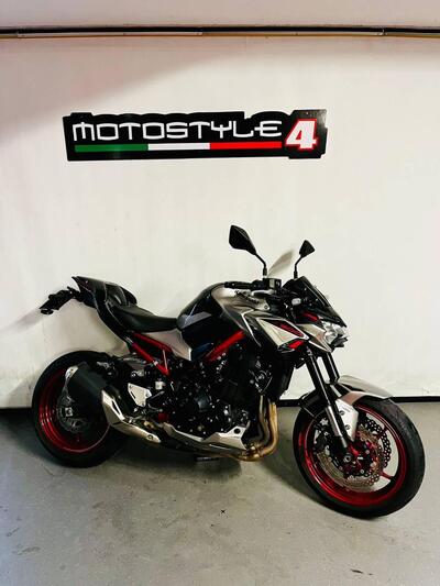 Kawasaki Z 900 (2021 - 24) usata