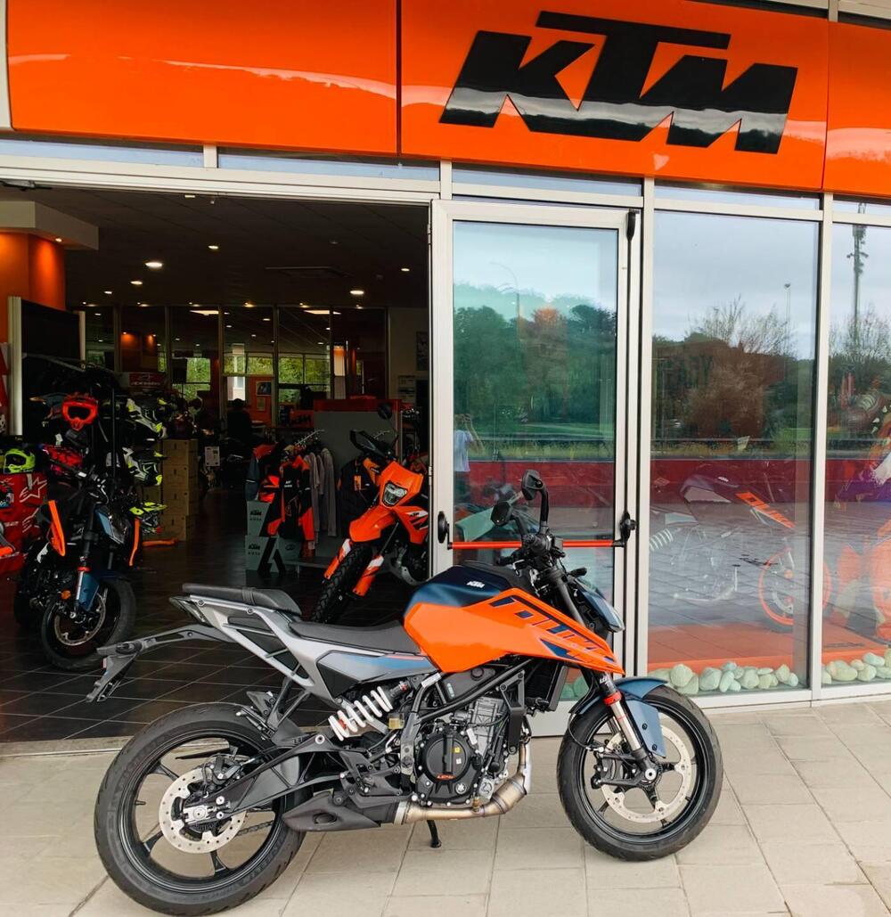 KTM 125 Duke (2026) (2)