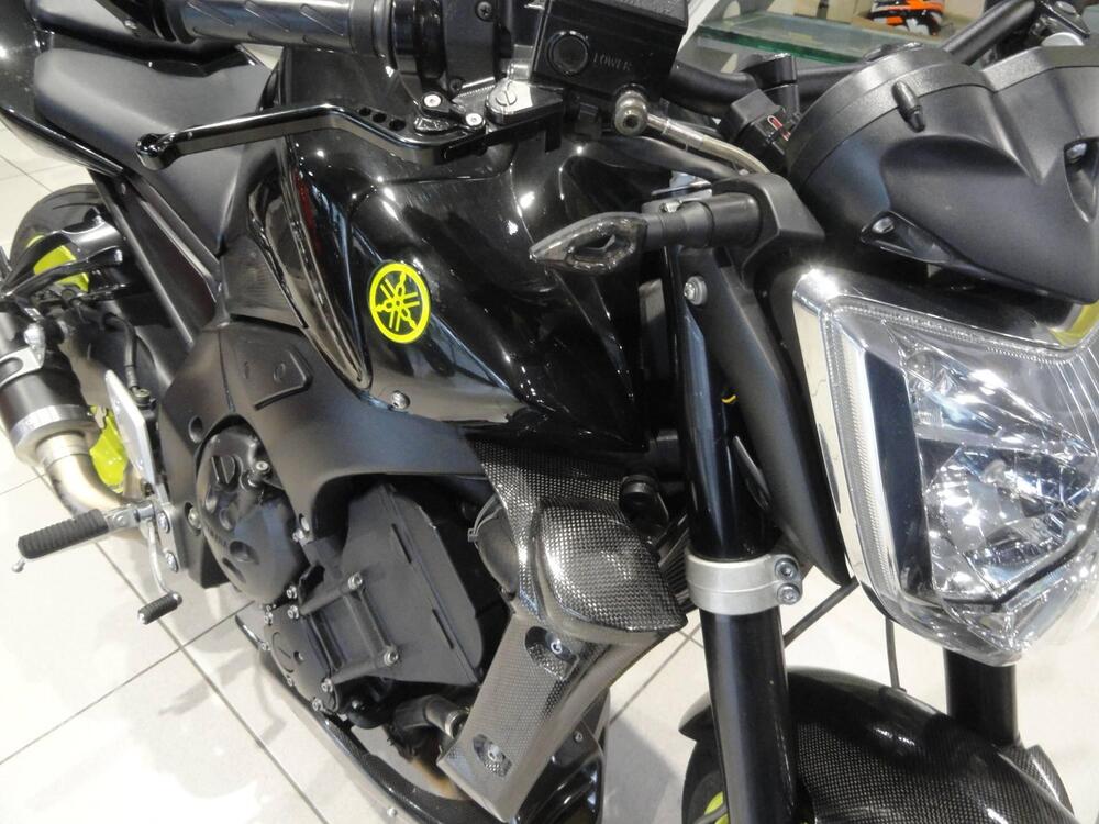 Yamaha FZ1 (2006 - 16) (4)