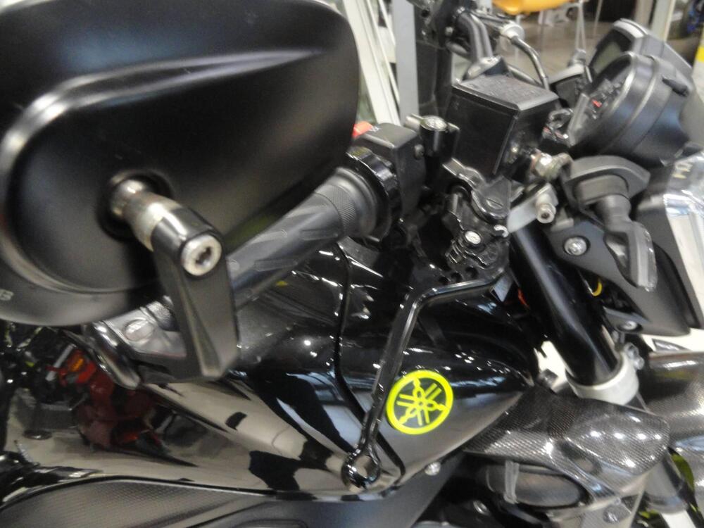 Yamaha FZ1 (2006 - 16) (10)