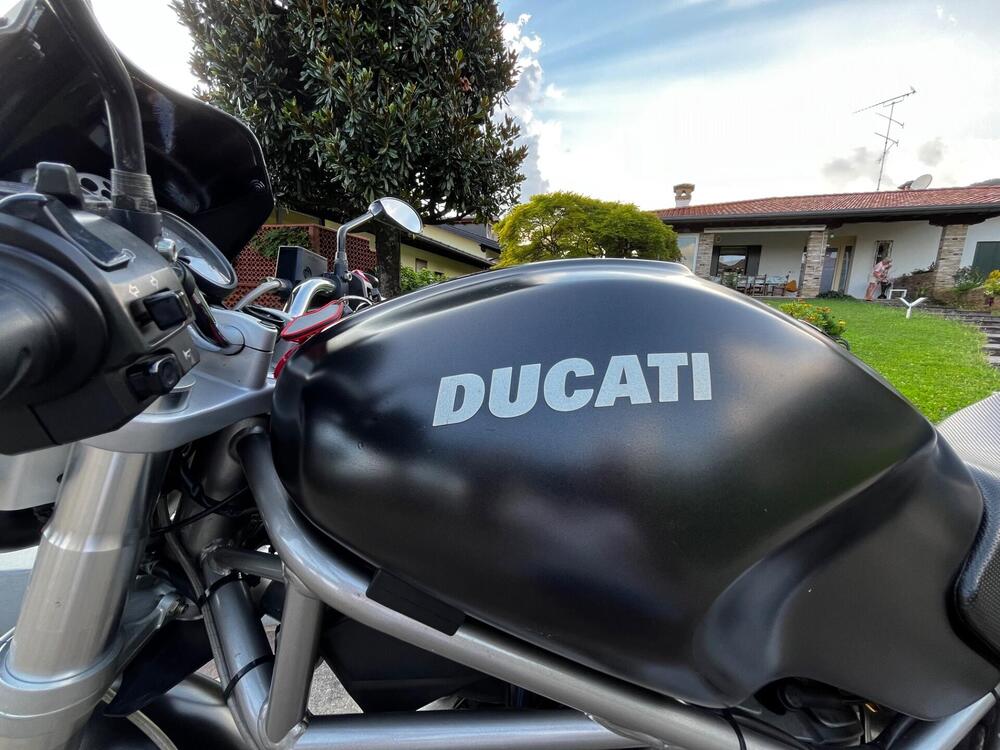 Ducati Monster 620 Dark (2003 - 06) (5)