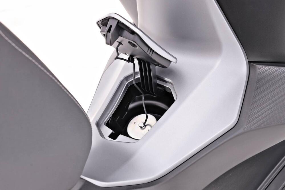 Voge Sfida SR1 (2023 - 26) (12)