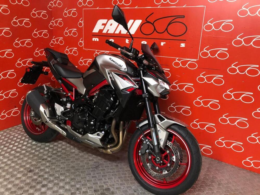 Kawasaki Z 900 (2021 - 24) (2)