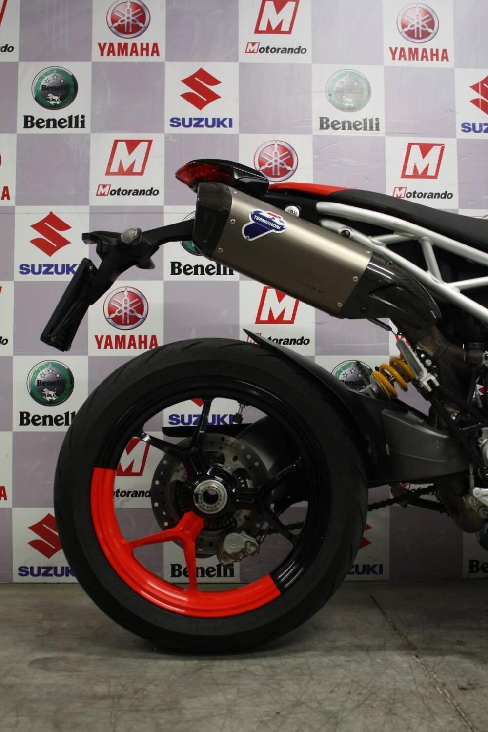 Ducati Hypermotard 950 RVE (2022 - 25) (4)