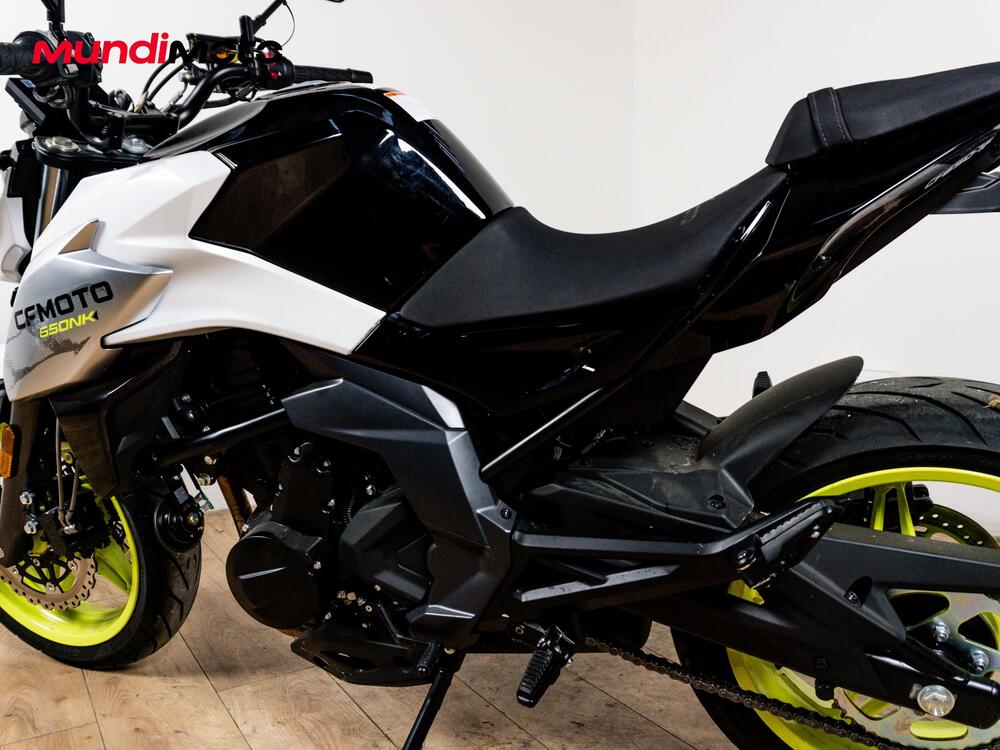 CFMOTO 125NK (2025 - 26) (10)