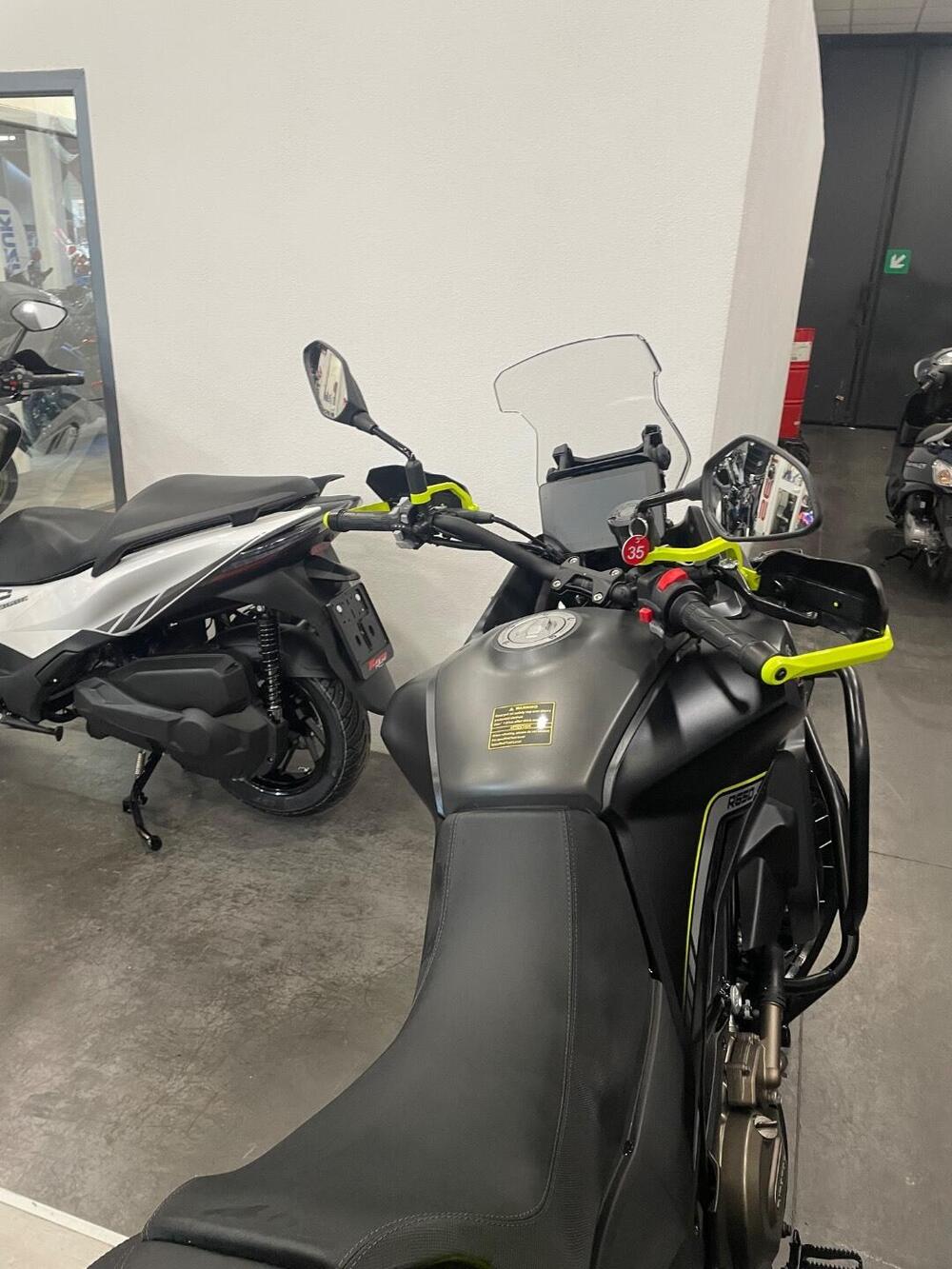 QJ Motor SVT 650 X (2025 - 26) (2)