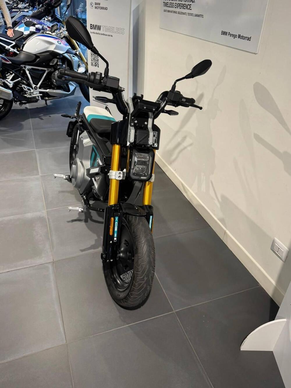 Bmw CE 02 (2024 - 26) (3)