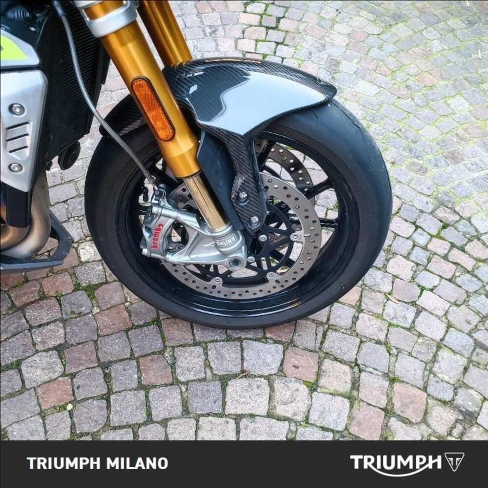 Triumph Speed Triple 1200 RS (2021 - 24) (4)