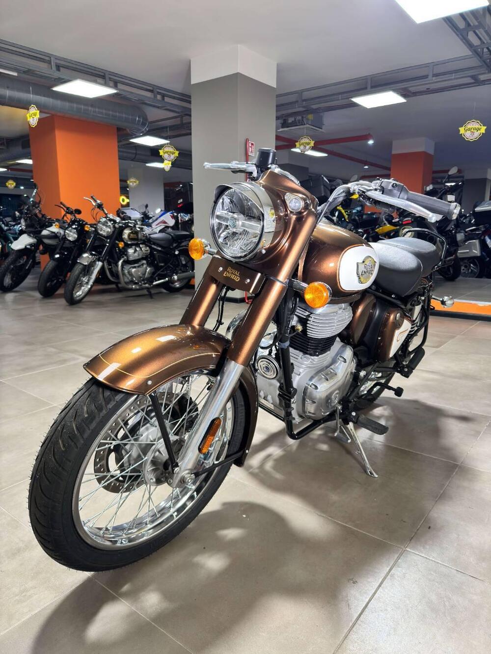 Royal Enfield Classic 350 (2021 - 26) (3)