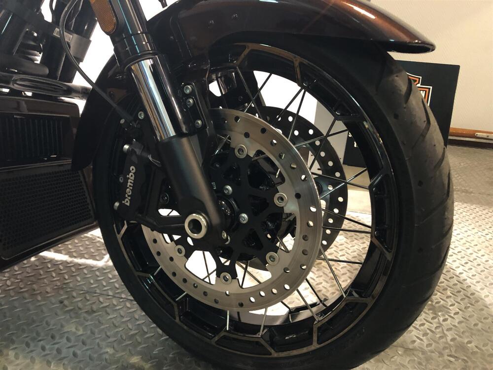 Harley-Davidson CVO Street Glide (2024) (12)