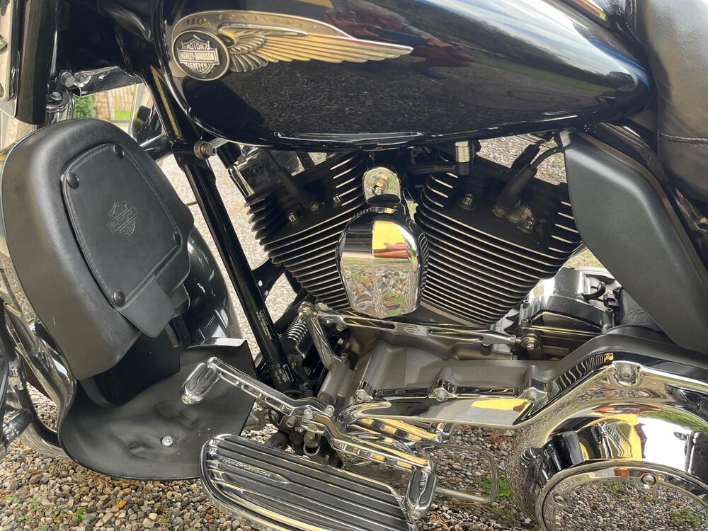 Harley-Davidson 1800 Electra Glide Ultra Classic (2012 - 13) - FLHTCUSE (6)