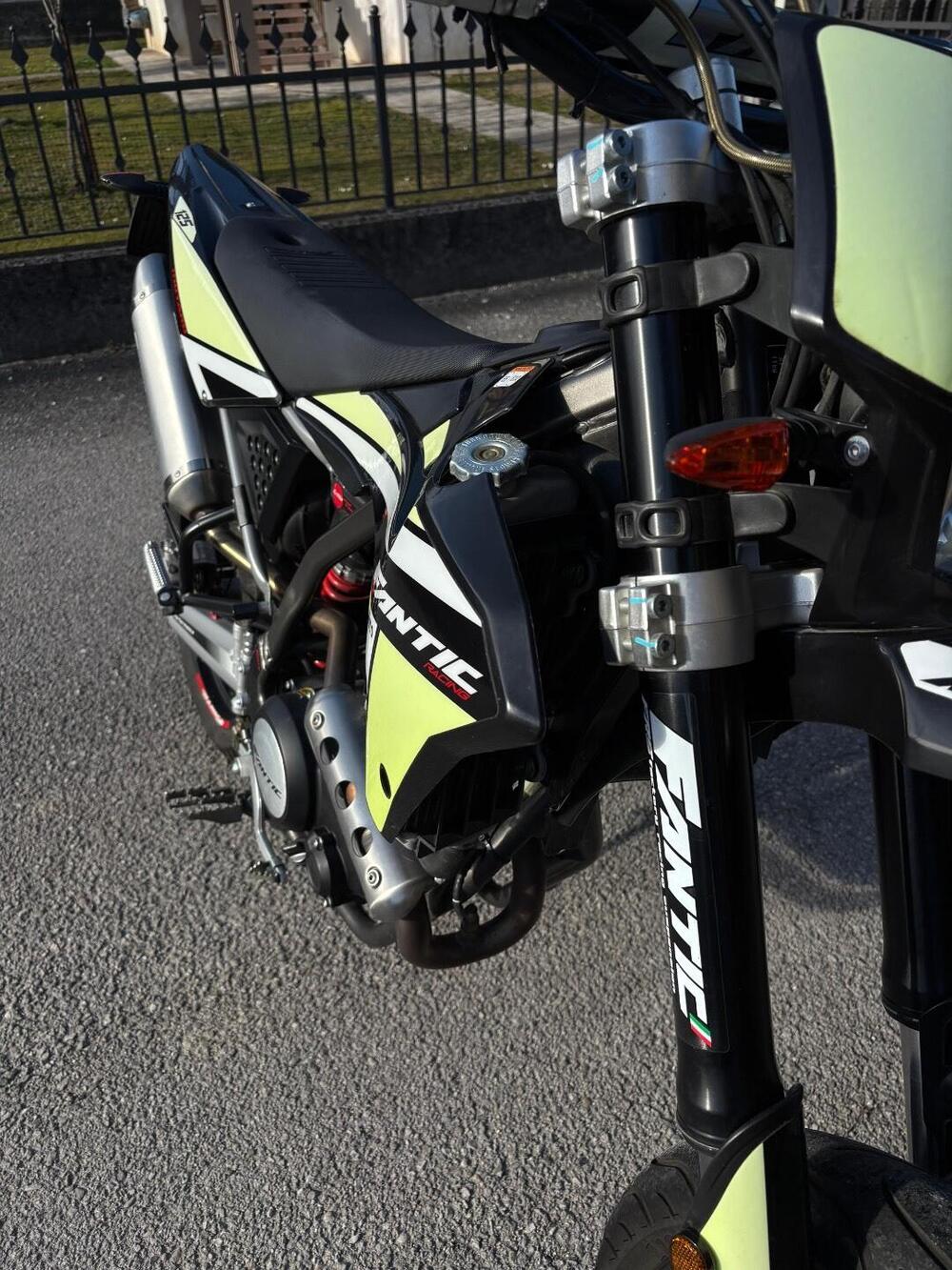 Fantic Motor XMF 125 Motard Competition 4t (2021 - 22) (6)