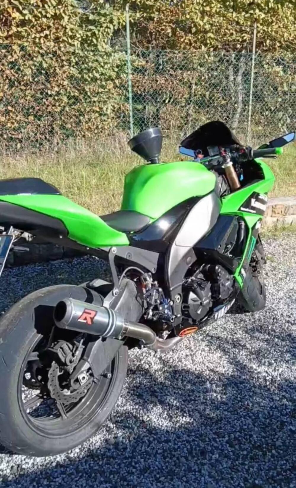Kawasaki Ninja 1000 ZX-10R (2010 - 11) (2)