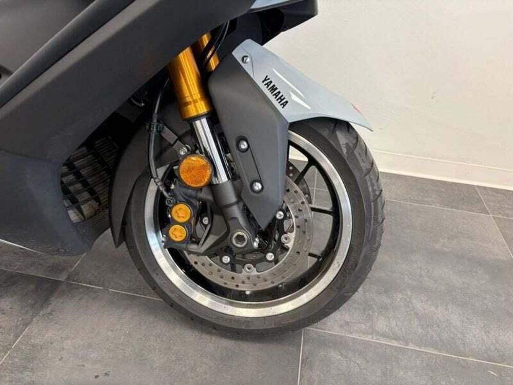 Yamaha T-Max 560 Tech Max (2025 - 26) (10)