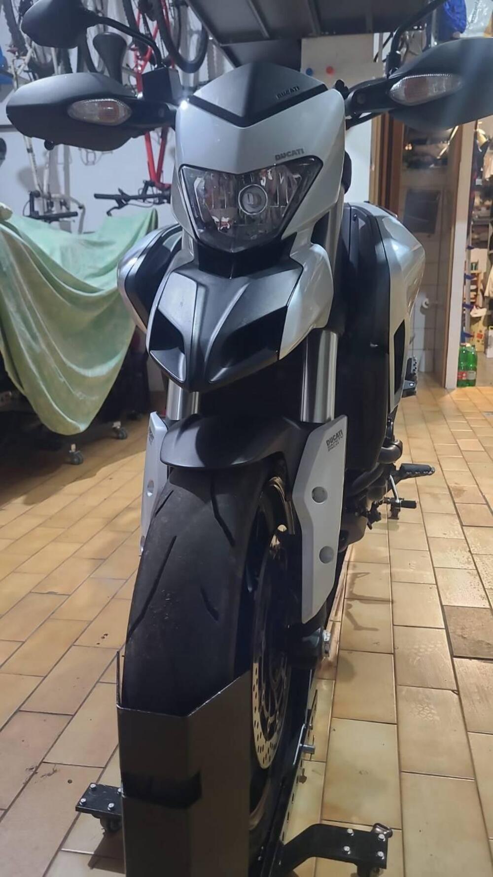 Ducati Hyperstrada 821 (2013 - 15) (3)