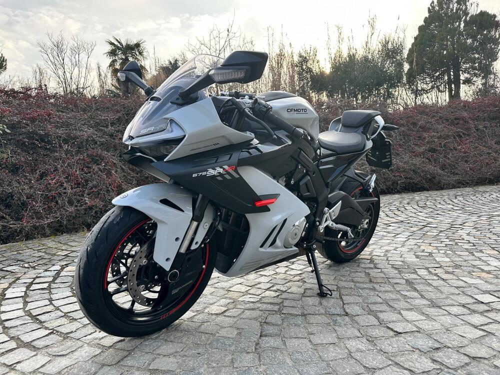 CFMOTO 675SR-R (2025 - 26) (3)