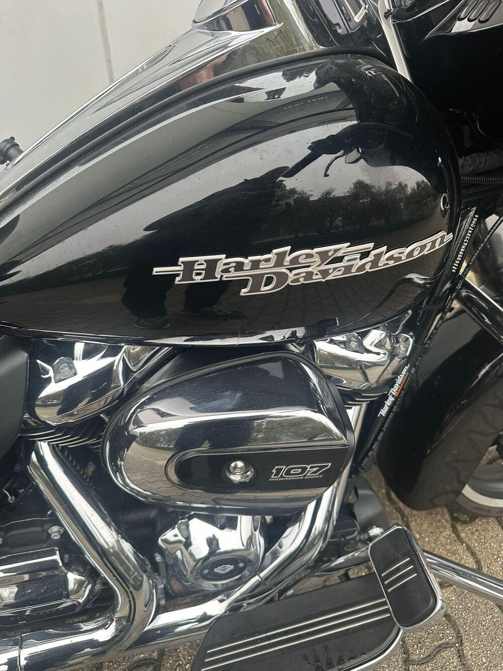Harley-Davidson 107 Street Glide Special (2017 - 19) - FLHXS (14)