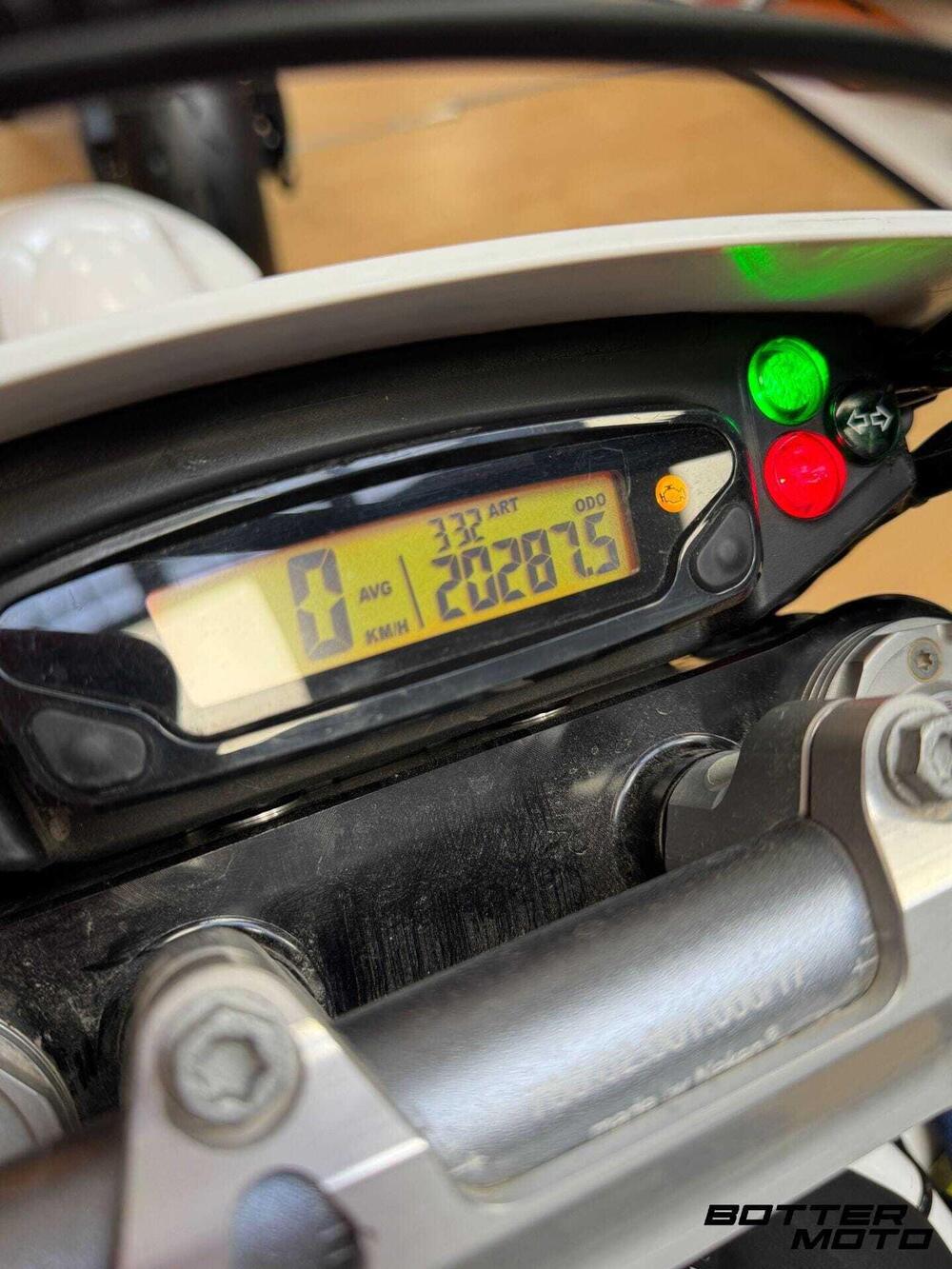 Husqvarna 701 Enduro (2017 - 19) (8)