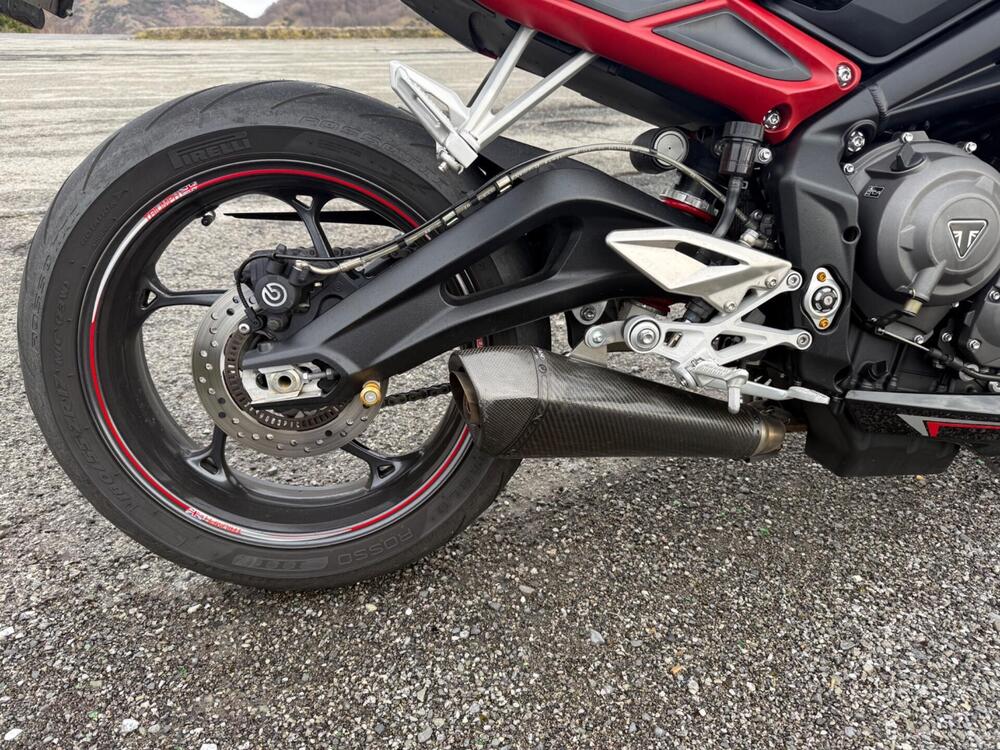 Triumph Street Triple R (2017 - 20) (5)