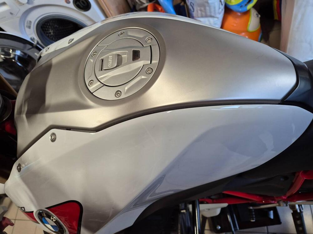 Bmw R 1200 R (2015 - 16) (9)