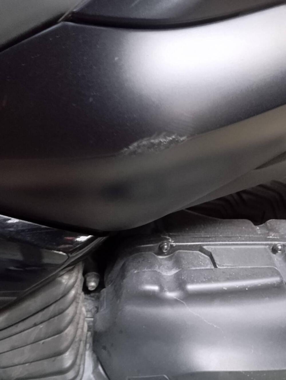 Yamaha X-Max 400 Iron Max (2019 - 20) (9)